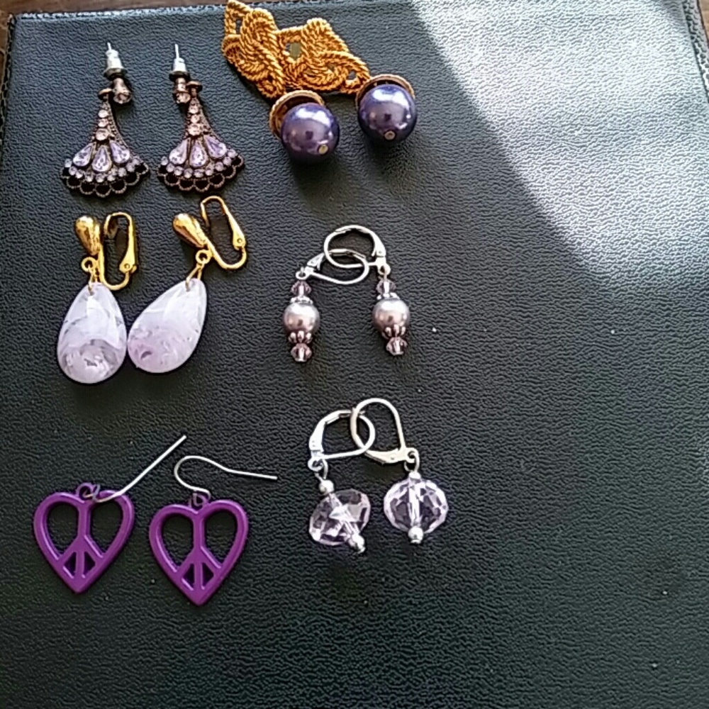 Earrings in purple themes